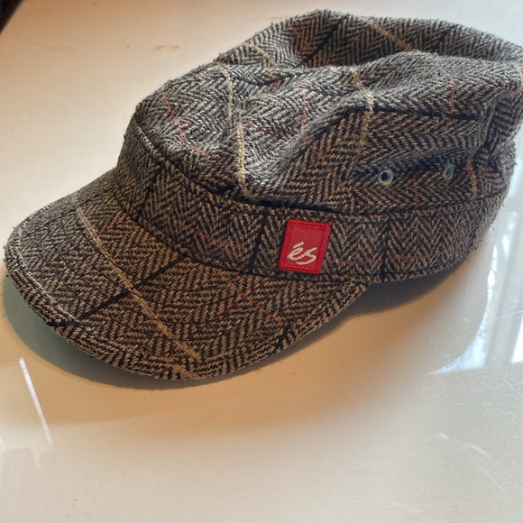 ❗️SALE❗️Tweed cap - Picture 2 of 6
